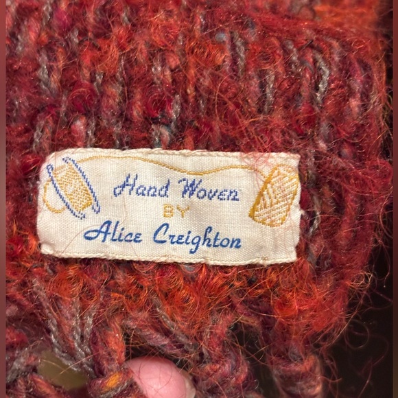 Hand woven wool scarf / shawl in excellent condition - Picture 3 of 5